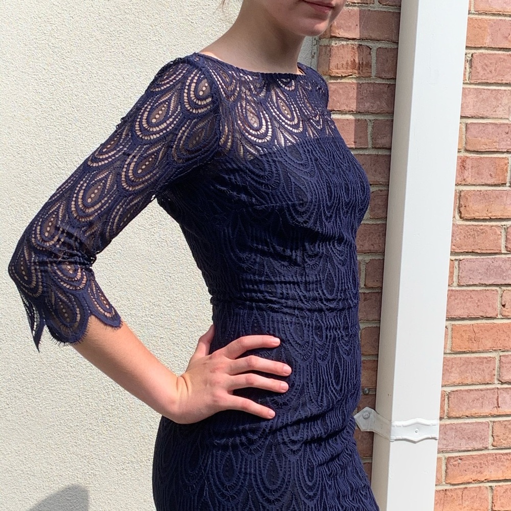 Lilly Pulitzer Navy Scalloped Lace Sexy Dress 4